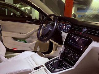 2017 Volkswagen Passat B8, синий, 1850000 рублей, вид 4