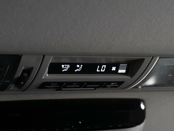 2016 Volkswagen Multivan T6, серый, 3269000 рублей - вид 14