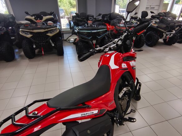2026 Loncin DS250, красный, 258000 рублей - вид 10