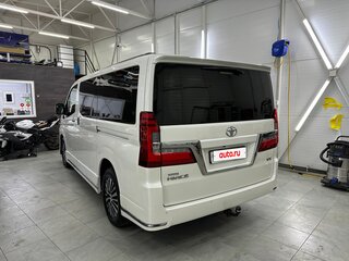 2020 Toyota HiAce H300, белый, 6700000 рублей, вид 4