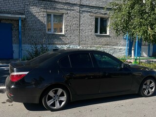 2007 BMW 5 серии 530xi V (E60/E61) Рестайлинг, чёрный, 990000 рублей, вид 3