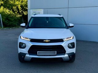 2021 Chevrolet TrailBlazer III, белый, 1730000 рублей, вид 2