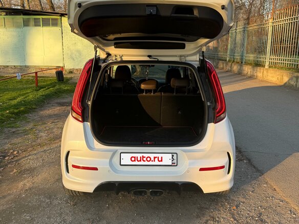 2019 Kia Soul III, белый, 1650000 рублей - вид 6