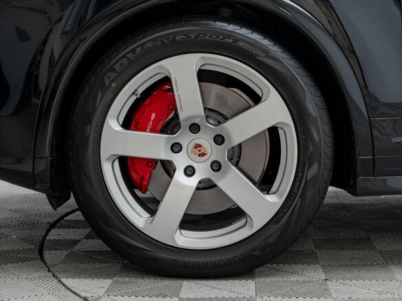 2015 Porsche Cayenne GTS II Рестайлинг (958), чёрный - вид 12