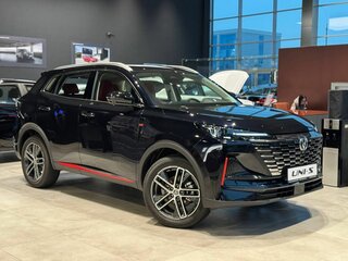 2025 Changan UNI-S I, чёрный, 3179900 рублей, вид 3