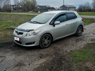 2009 Toyota Auris I, серебристый, 750000 рублей, вид 1
