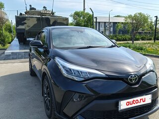 2020 Toyota C-HR I Рестайлинг, чёрный, 2000000 рублей, вид 3