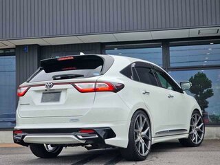 2020 Toyota Harrier III (XU60) Рестайлинг, белый, 2199000 рублей, вид 5