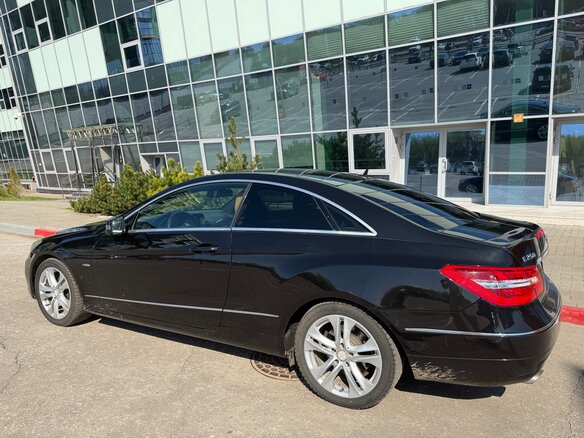 2011 Mercedes-Benz E-Класс 250 5G-Tronic IV (W212, S212, C207), чёрный, 1290000 рублей - вид 6