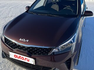 2021 Kia Rio IV Рестайлинг, коричневый, 2200000 рублей, вид 4