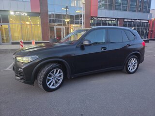 2020 BMW X5 45e IV (G05/G18), чёрный, 6850000 рублей, вид 5