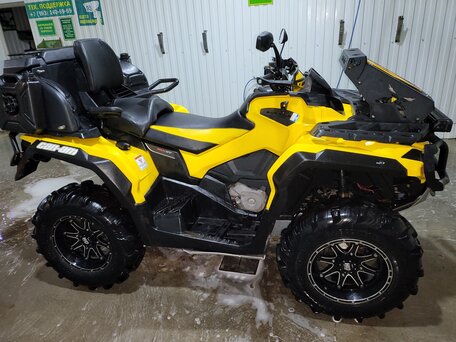 2015 BRP Can-Am Outlander MAX 1000R LTD, жёлтый, 1260000 рублей, вид 4