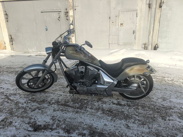 2010 Honda VT 1300CX Fury, серый - вид 4