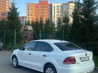 2016 Volkswagen Polo V Рестайлинг, белый, 900000 рублей, вид 5