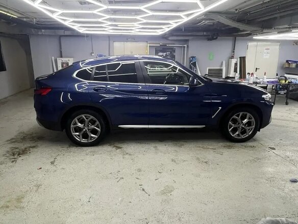 2022 BMW X4 20i II (G02) Рестайлинг, синий, 5850000 рублей - вид 5