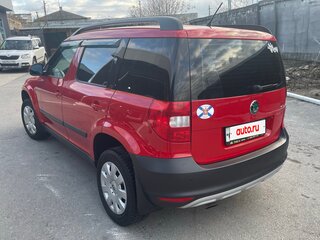 2011 Skoda Yeti I, красный, 870000 рублей, вид 4