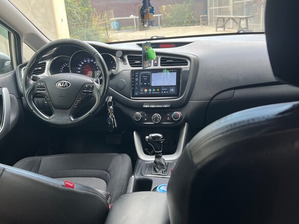 2013 Kia Ceed II, серебристый, 900000 рублей - вид 9