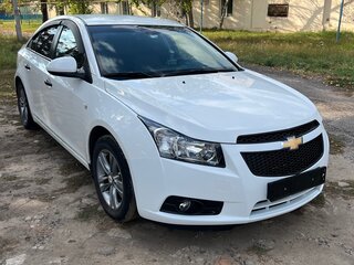 2012 Chevrolet Cruze I, белый, 1300000 рублей, вид 2