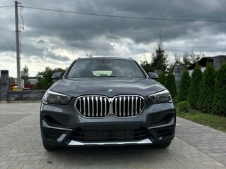 2020 BMW X1 28i sDrive II (F48) Рестайлинг, серый, 2075000 рублей, вид 3