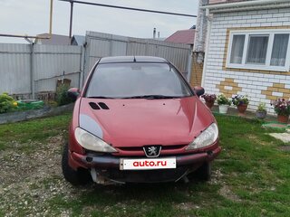 2007 Peugeot 206, красный, 128000 рублей, вид 1