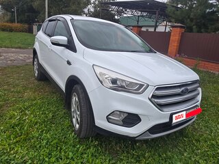 2019 Ford Kuga II Рестайлинг, белый, 1370000 рублей, вид 4