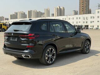 2026 BMW X5 Long 40Li IV (G05/G18) Рестайлинг, чёрный, 15790000 рублей, вид 3