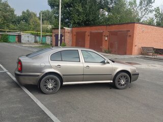 2008 Skoda Octavia I (A4) Рестайлинг, серый, 355000 рублей, вид 4