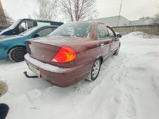 2008 Kia Spectra I Рестайлинг 2, красный, 270000 рублей, вид 4