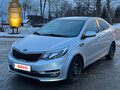 2015 Kia Rio III Рестайлинг, серебристый, 769000 рублей - вид 1