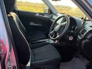 2012 Subaru Forester III Рестайлинг, серебристый, 1550000 рублей, вид 4
