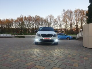 2011 Skoda Fabia RS II, белый, 1055000 рублей, вид 4