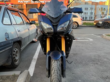 2018 Yamaha MT-09 Tracer (FJ-09), синий, 950000 рублей, вид 2