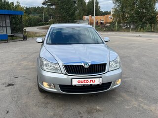 2012 Skoda Octavia II (A5) Рестайлинг, серебристый, 950000 рублей, вид 2