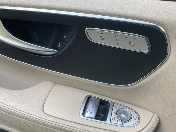 2021 Mercedes-Benz EQV Long 300 длинный I, чёрный, 9000000 рублей - вид 3