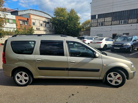 2013 Lada (ВАЗ) Largus I, серый, 850000 рублей - вид 3