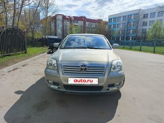 2004 Toyota Avensis II, серебристый, 605000 рублей, вид 3