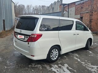 2011 Toyota Alphard II, белый, 2850000 рублей, вид 3