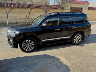 2015 Toyota Land Cruiser 200 Series Рестайлинг 1, чёрный, 4500000 рублей, вид 2