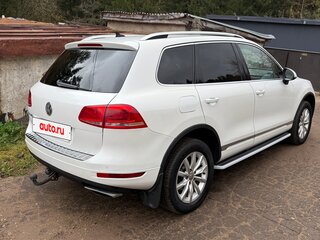 2014 Volkswagen Touareg II, белый, 1599000 рублей, вид 3