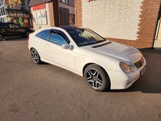 2003 Mercedes-Benz C-Класс 230 II (W203), белый, 470000 рублей, вид 2