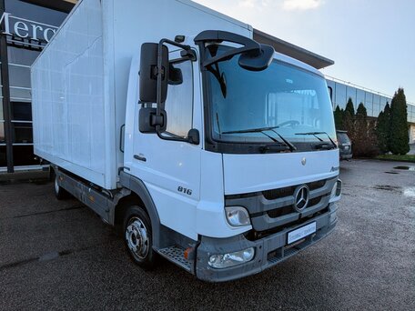 2012 Mercedes-Benz Atego, белый, 3490000 рублей, вид 2