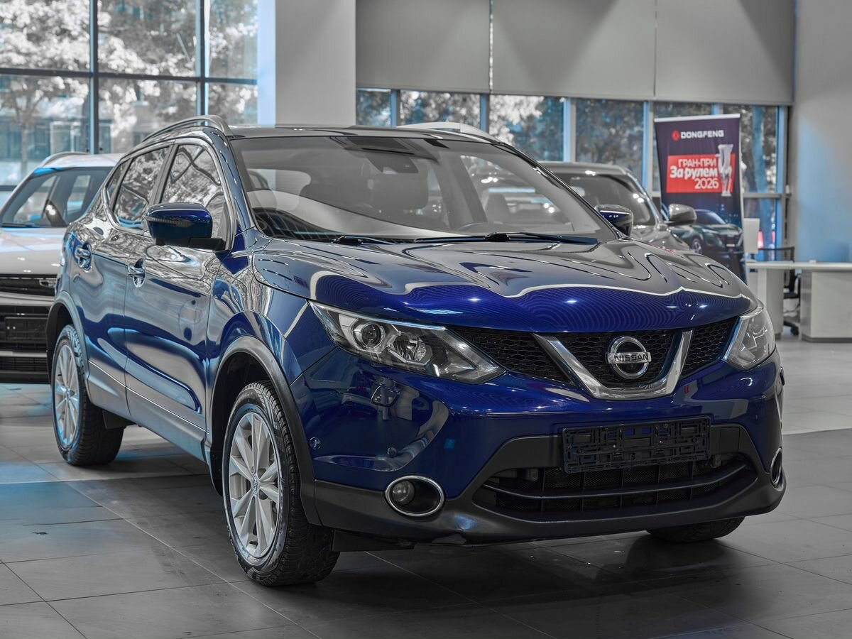 Открыть фотографии: Nissan Qashqai II