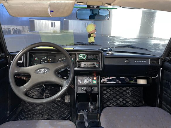 2004 Lada (ВАЗ) 2107, белый, 230000 рублей - вид 4