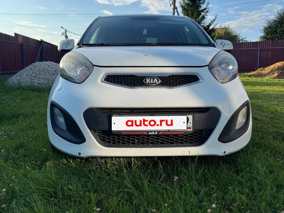 2013 Kia Picanto II, белый, 425000 рублей