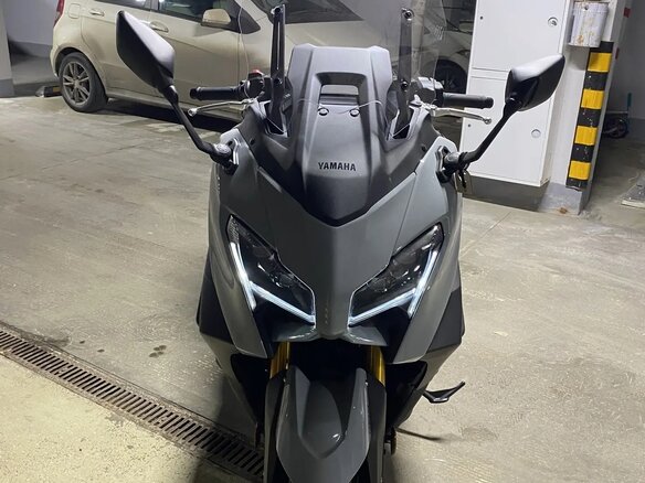2025 Yamaha TMAX, серый, 1650000 рублей - вид 5