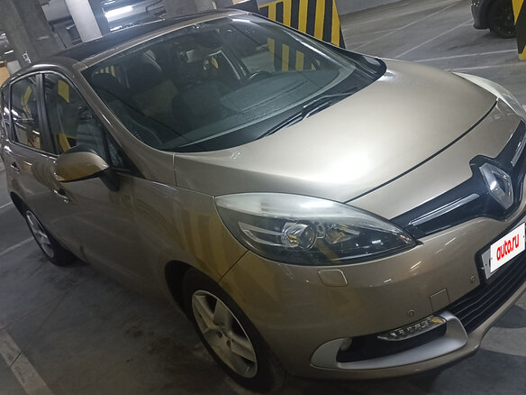 2014 Renault Scenic III Рестайлинг 2, бежевый, 900000 рублей - вид 1