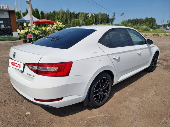 2017 Skoda Superb III, белый - вид 30