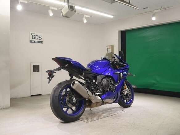2025 Yamaha YZF-R1, синий, 2107000 рублей - вид 4