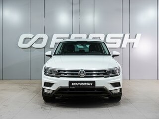 2017 Volkswagen Tiguan II, белый, 2449000 рублей, вид 3