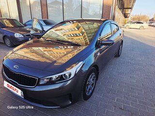 2018 Kia Cerato III Рестайлинг (Classic), серый, 1520000 рублей, вид 5